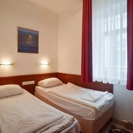 Strandvillen Binz - Ferienwohnung Mit 2 Schlafzimmern Und Balkon Sv-756 Exterior foto